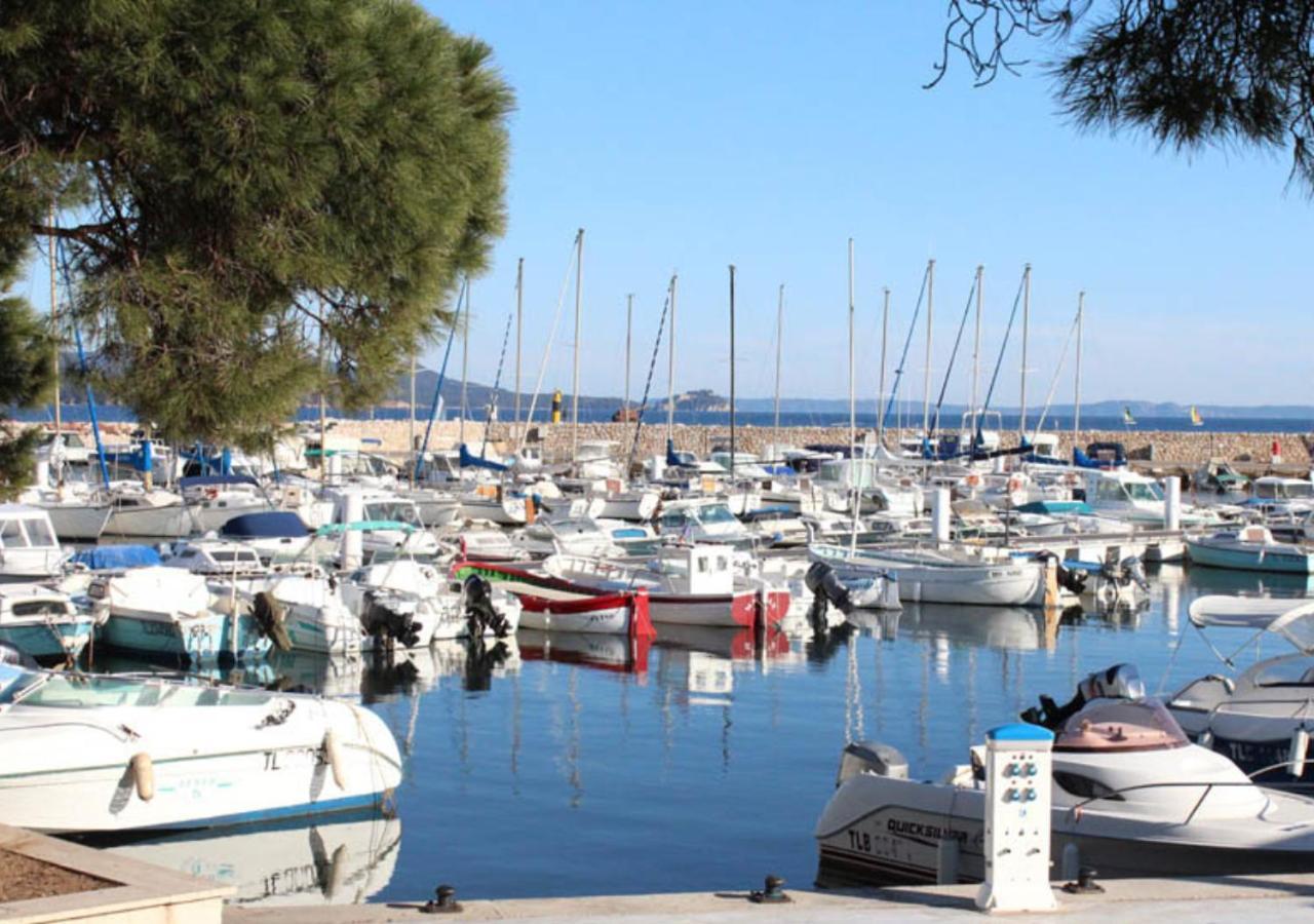 Mazet - A 300M De La Plage / Terrasse / Wifi / La Conciergerie Varoise La Londe-les-Maures Exteriér fotografie